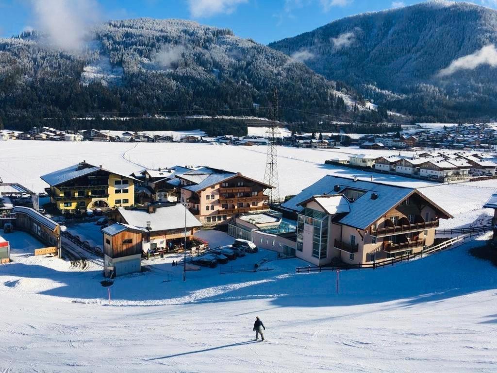 Hotel Vierjahreszeiten 弗拉绍 外观 照片