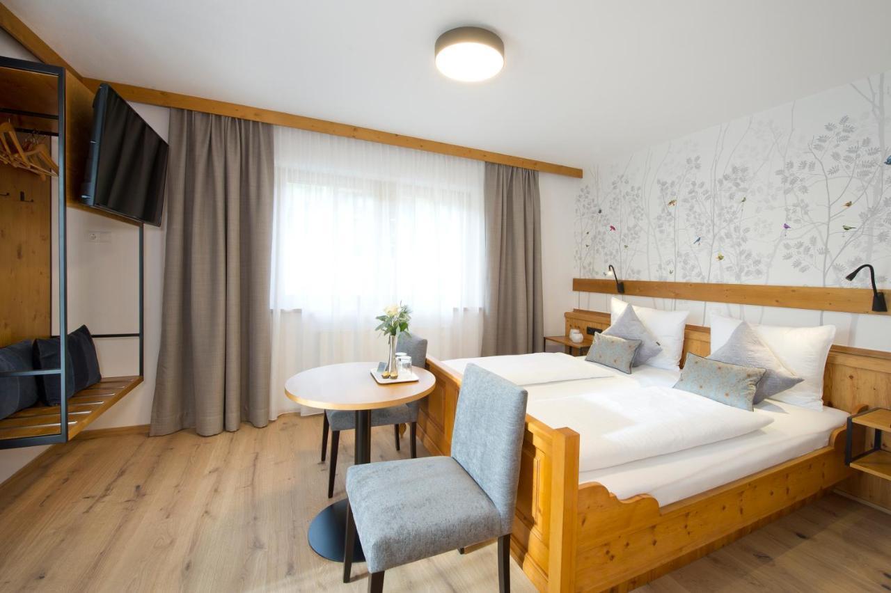 Hotel Vierjahreszeiten 弗拉绍 外观 照片