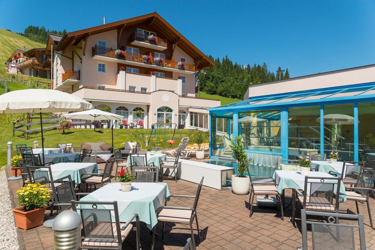 Hotel Vierjahreszeiten 弗拉绍 外观 照片